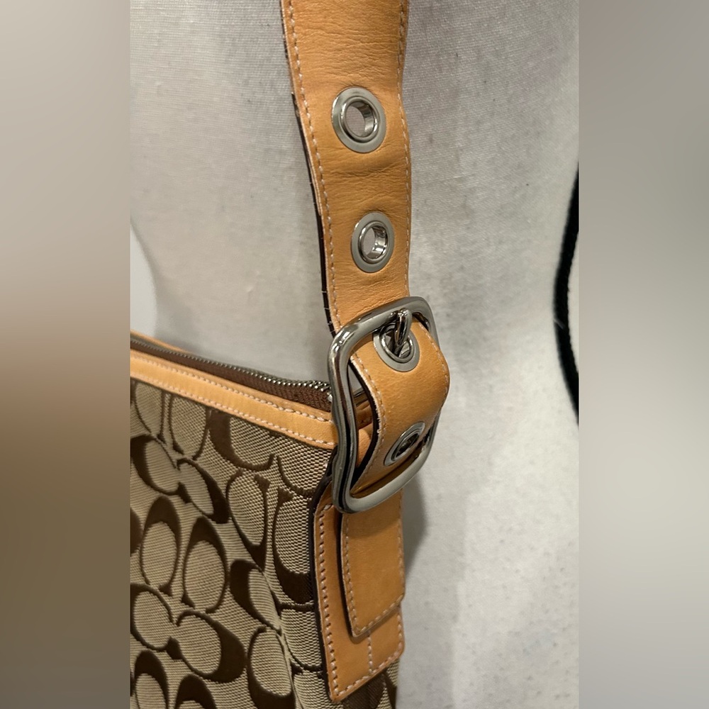 Coach Handbag - Picture 9 of 16